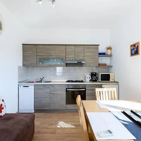 Apartment Zeljko *