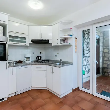 Zeljko Apartman Kampor